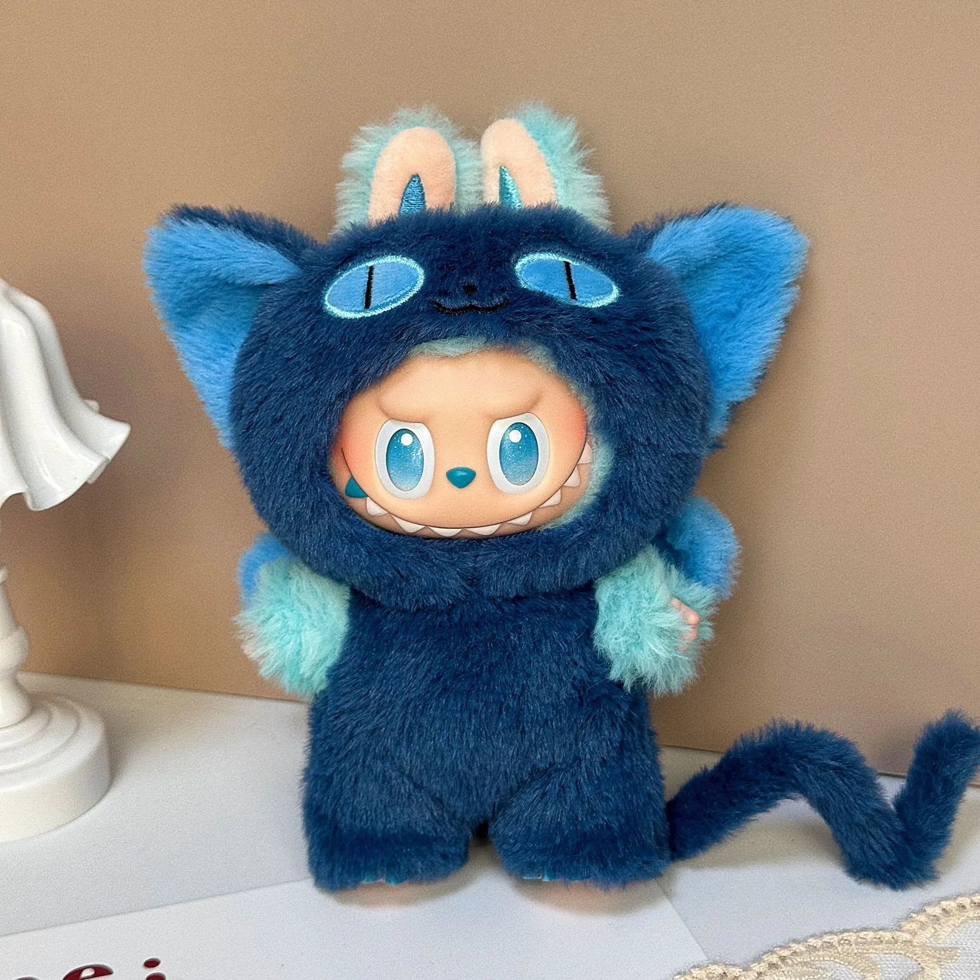 Labubu V1-V3 Outfit – Pendant
